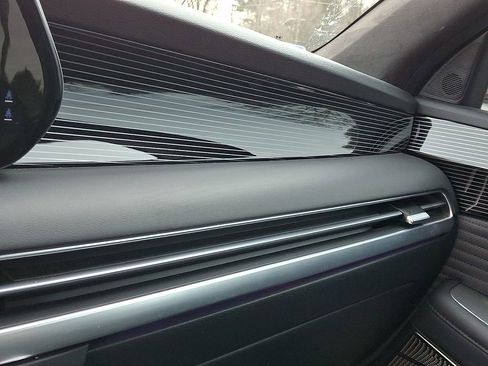 Used 2023 Hyundai Palisade Calligraphy image 27