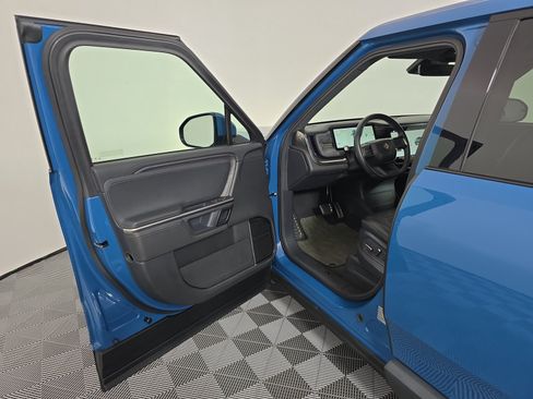 Used 2022 Rivian R1T Adventure AWD/4WD image 16