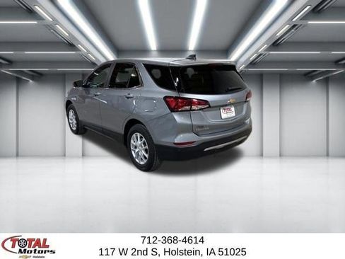 Used 2024 Chevrolet Equinox LT AWD/4WD image 6