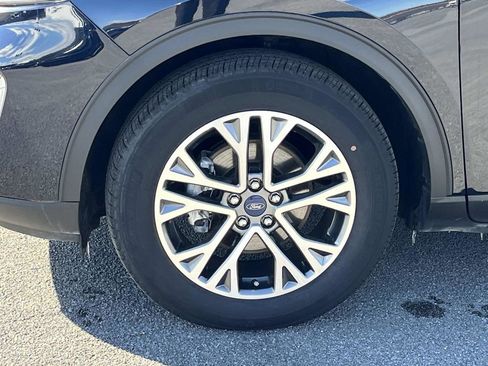 Used 2021 Ford Escape SEL w/ Technology Package image 11