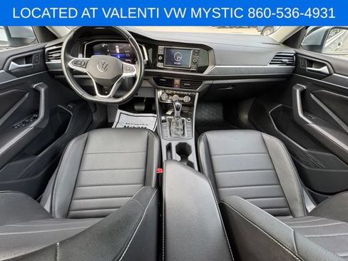 Used 2023 Volkswagen Jetta SE FWD image 11