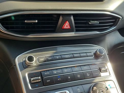 Used 2022 Hyundai Santa Fe Limited AWD/4WD image 13