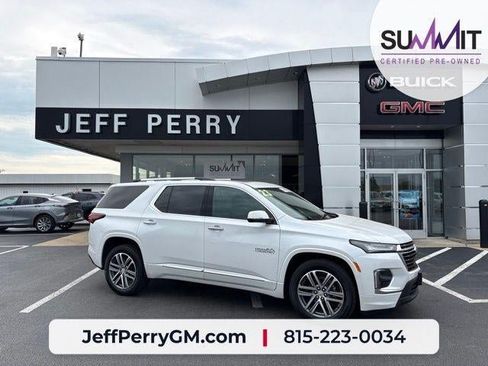 Used 2023 Chevrolet Traverse High Country AWD/4WD image 1