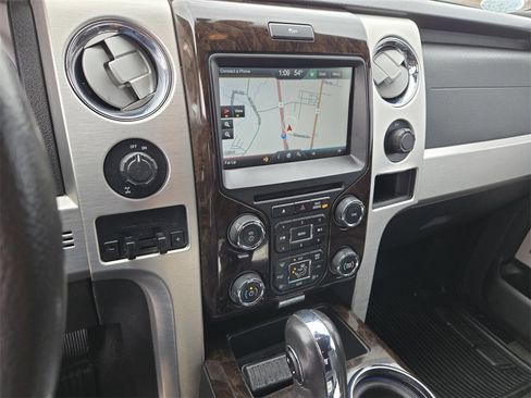 Used 2014 Ford F150 Platinum image 17