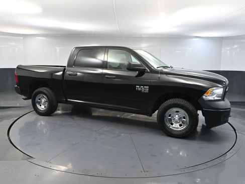 Used 2019 RAM 1500 Tradesman w/ Popular Equipment Group AWD/4WD image 4