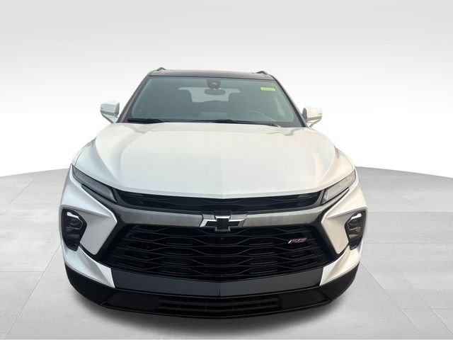 Used 2024 Chevrolet Blazer RS w/ Driver Confidence II Package AWD/4WD image 10