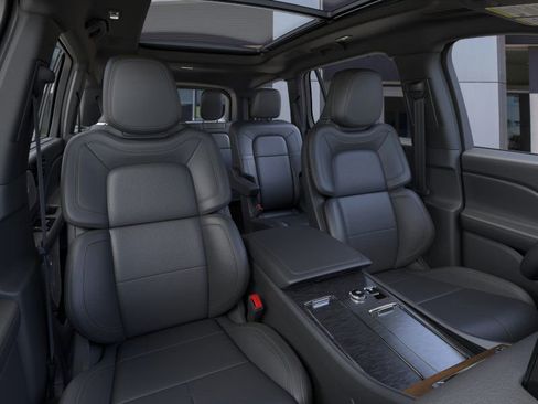 New 2025 Lincoln Aviator Reserve w/ Equipment Group 201A image 10