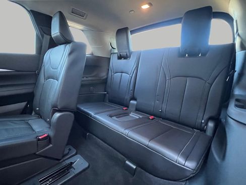Used 2025 INFINITI QX60 Luxe image 42