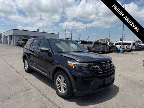 Used 2020 Ford Explorer XLT AWD/4WD image 1