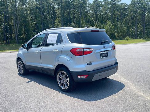 Used 2019 Ford EcoSport Titanium FWD image 5
