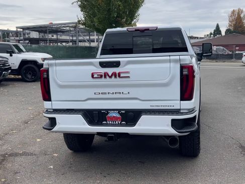 New 2026 GMC Sierra 3500 Denali w/ Denali Reserve Package AWD/4WD image 76