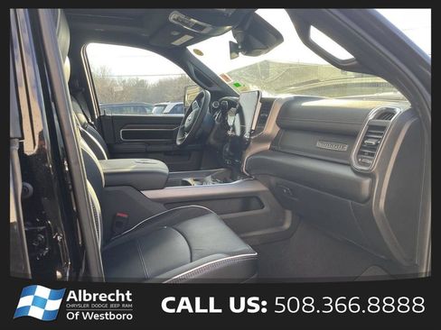 New 2026 RAM 2500 Laramie AWD/4WD image 15