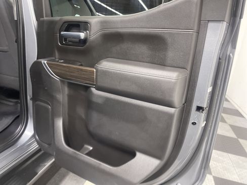 Used 2022 Chevrolet Silverado 1500 RST image 18