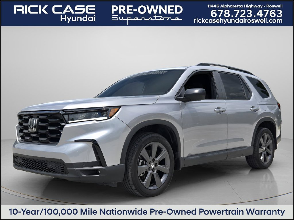 Used 2025 Honda Pilot Sport image 1