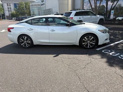 Used 2018 Nissan Maxima 3.5 S FWD image 3