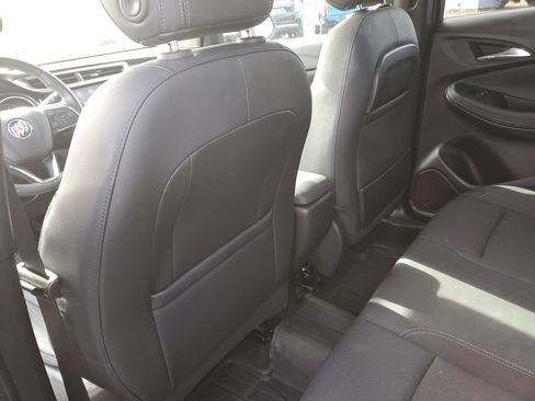 Used 2023 Buick Encore GX Select w/ Sport Touring Package image 29