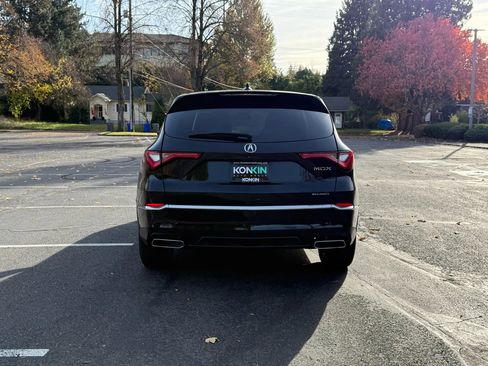 Used 2022 Acura MDX SH-AWD image 5