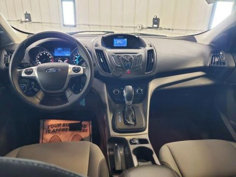Used 2015 Ford Escape SE FWD image 10