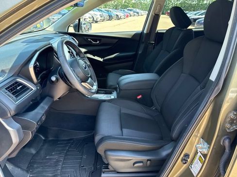 Used 2024 Subaru Ascent Premium w/ Convenience Package AWD/4WD image 11