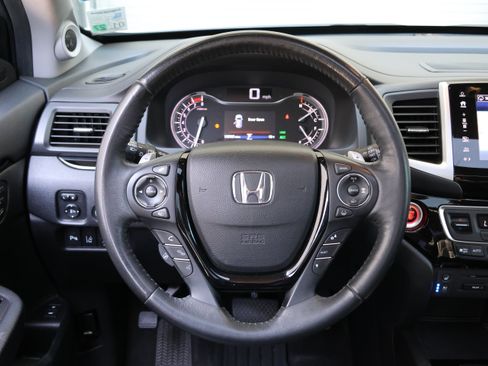 Used 2018 Honda Pilot Elite image 19