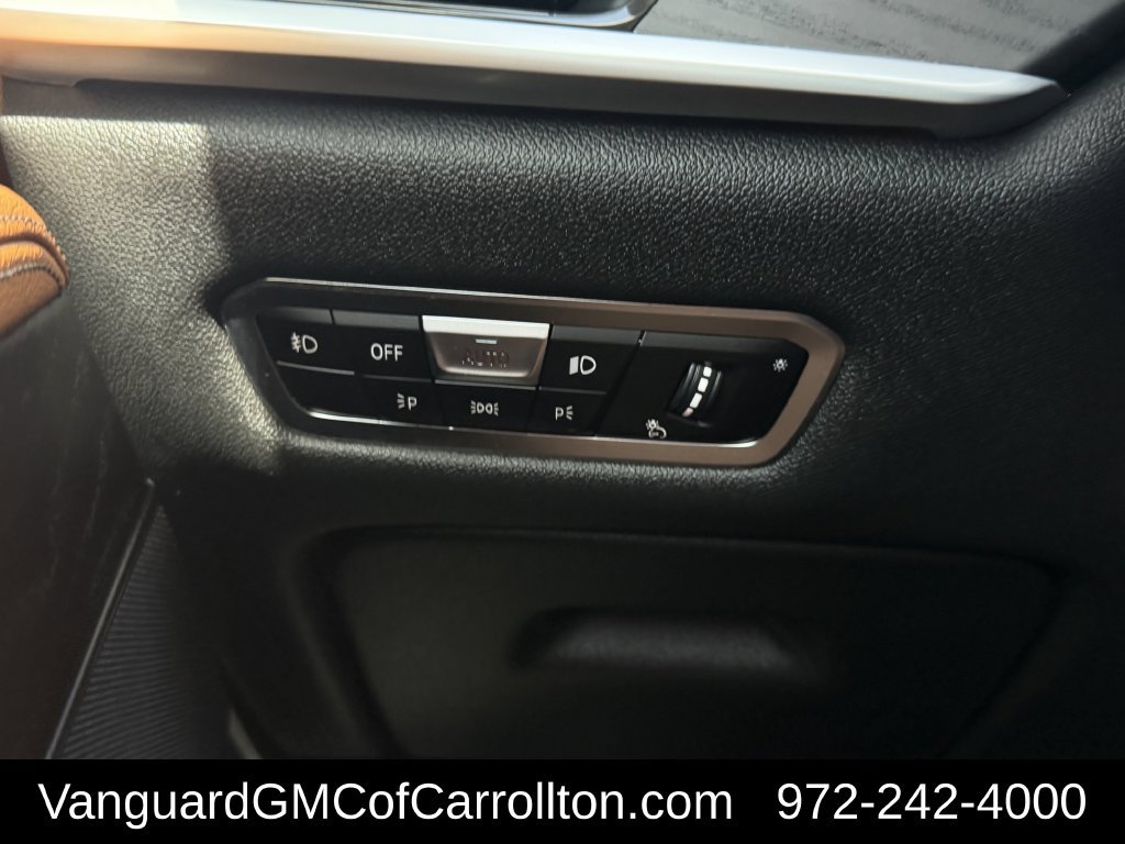 Used 2022 BMW X7 xDrive40i w/ Premium Package AWD/4WD image 25