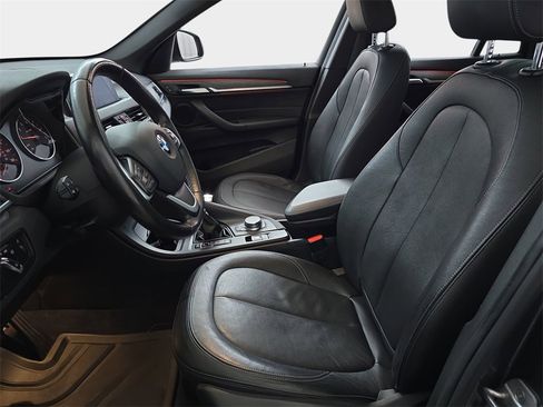 Used 2017 BMW X1 xDrive28i image 18