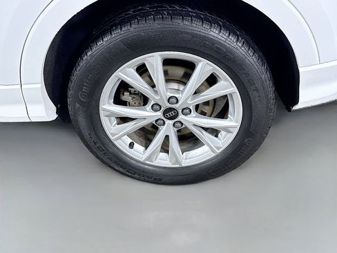 Used 2025 Audi Q3 2.0T Premium AWD/4WD image 31