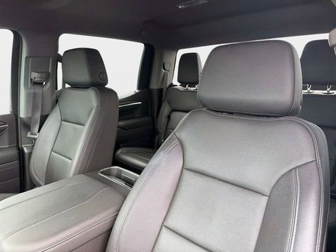 Used 2023 GMC Sierra 1500 SLT w/ SLT Premium Package AWD/4WD image 19