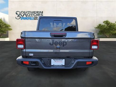 New 2025 Jeep Gladiator Sport AWD/4WD image 4