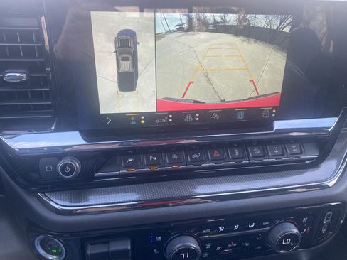 Used 2022 Chevrolet Silverado 1500 ZR2 image 18