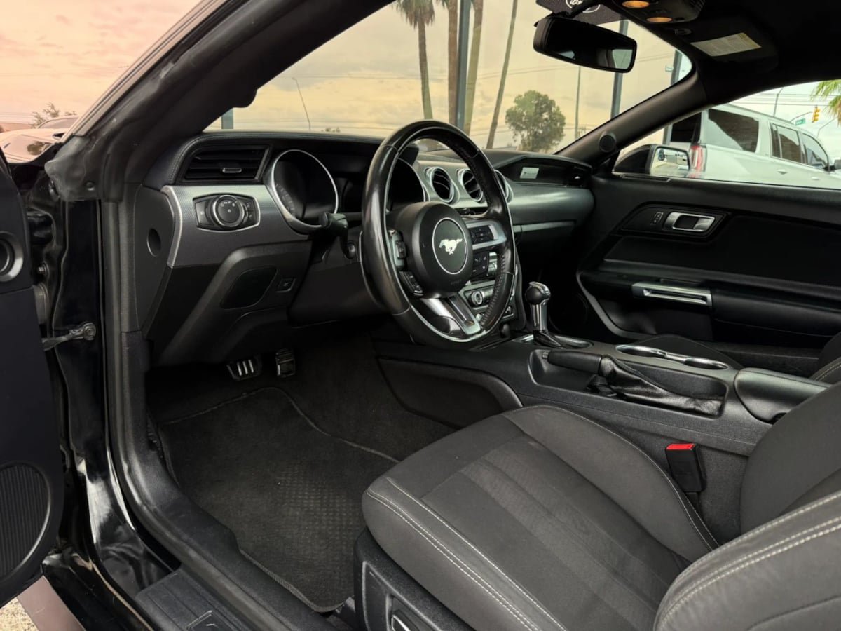Used 2019 Ford Mustang GT RWD image 36