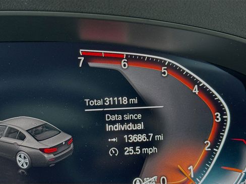 Used 2022 BMW 530i 530i w/ Convenience Package image 8