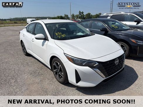 Used 2024 Nissan Sentra SV FWD image 1