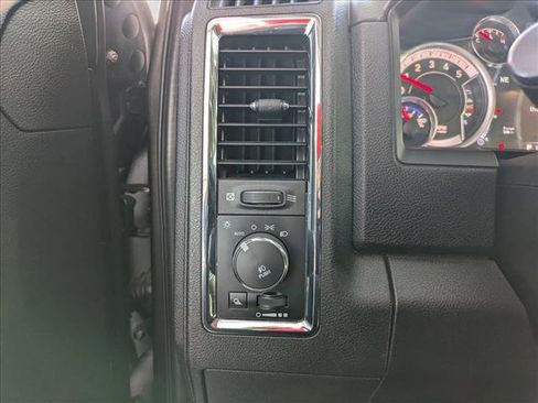 Used 2015 RAM 3500 Laramie image 13