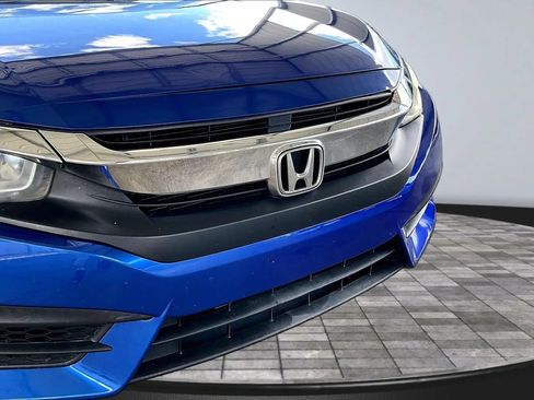 Used 2017 Honda Civic EX image 30