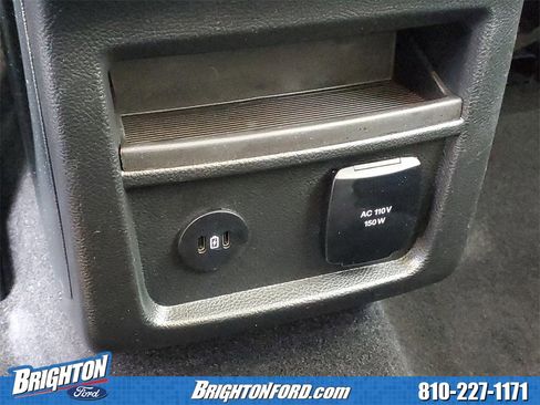 Used 2024 Ford Edge SEL w/ Convenience Package image 13