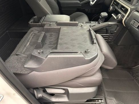 Used 2025 Toyota Tacoma SR image 19