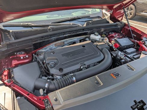 Used 2022 Buick Envision Essence w/ Sport Touring Package FWD image 27