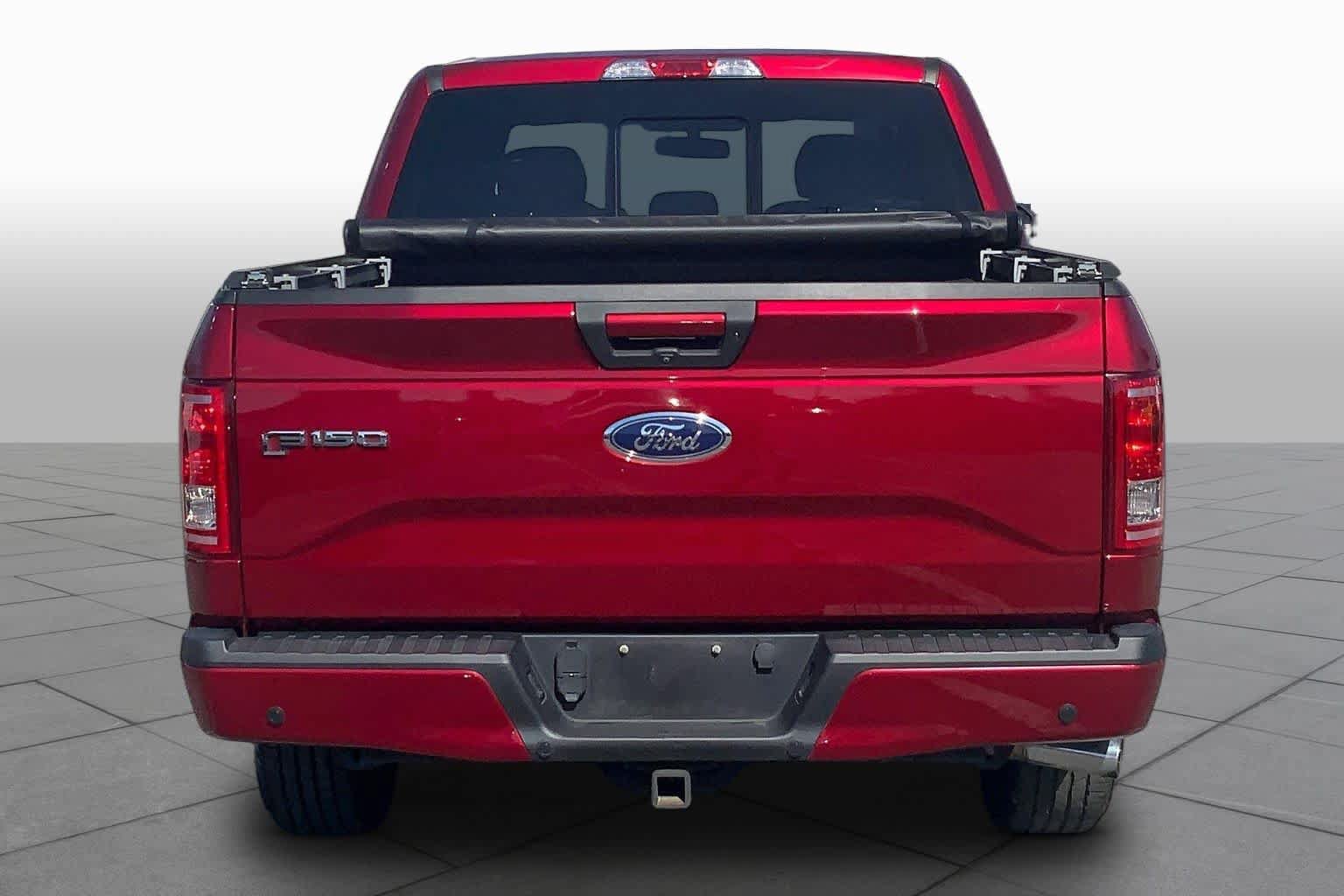Used 2017 Ford F150 XLT w/ Equipment Group 302A Luxury RWD image 4