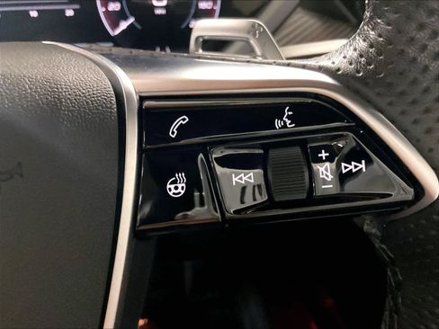 Used 2022 Audi RS e-tron GT w/ Carbon Performance Package image 21