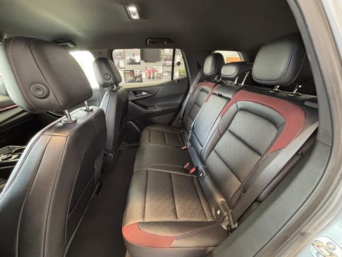 Used 2025 Chevrolet Equinox RS w/ Safety and Technology Package FWD image 18