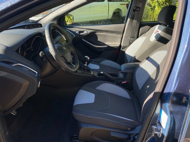 Used 2018 Ford Focus ST FWD image 11