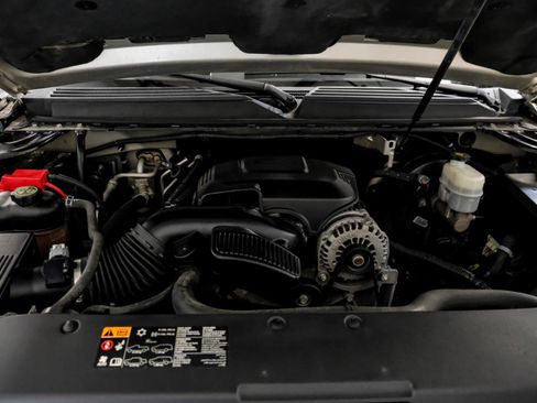 Used 2014 Cadillac Escalade Premium image 41