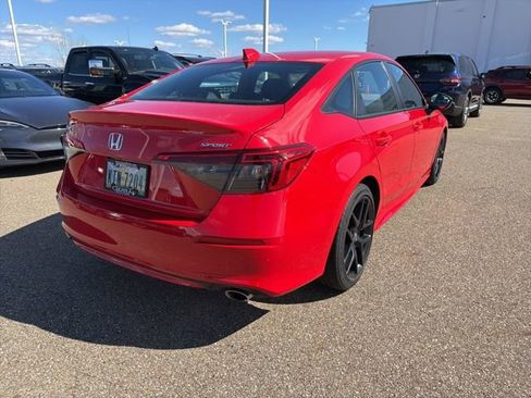 Used 2024 Honda Civic Sport image 3