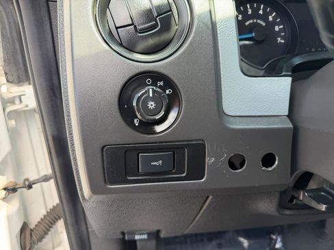Used 2014 Ford F150 XL w/ Equipment Group 101A Mid AWD/4WD image 15