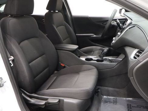 Used 2023 Chevrolet Malibu LT FWD image 12