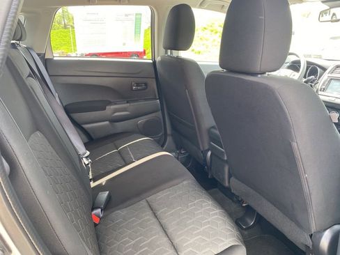 Used 2025 Mitsubishi Outlander Sport AWD image 13