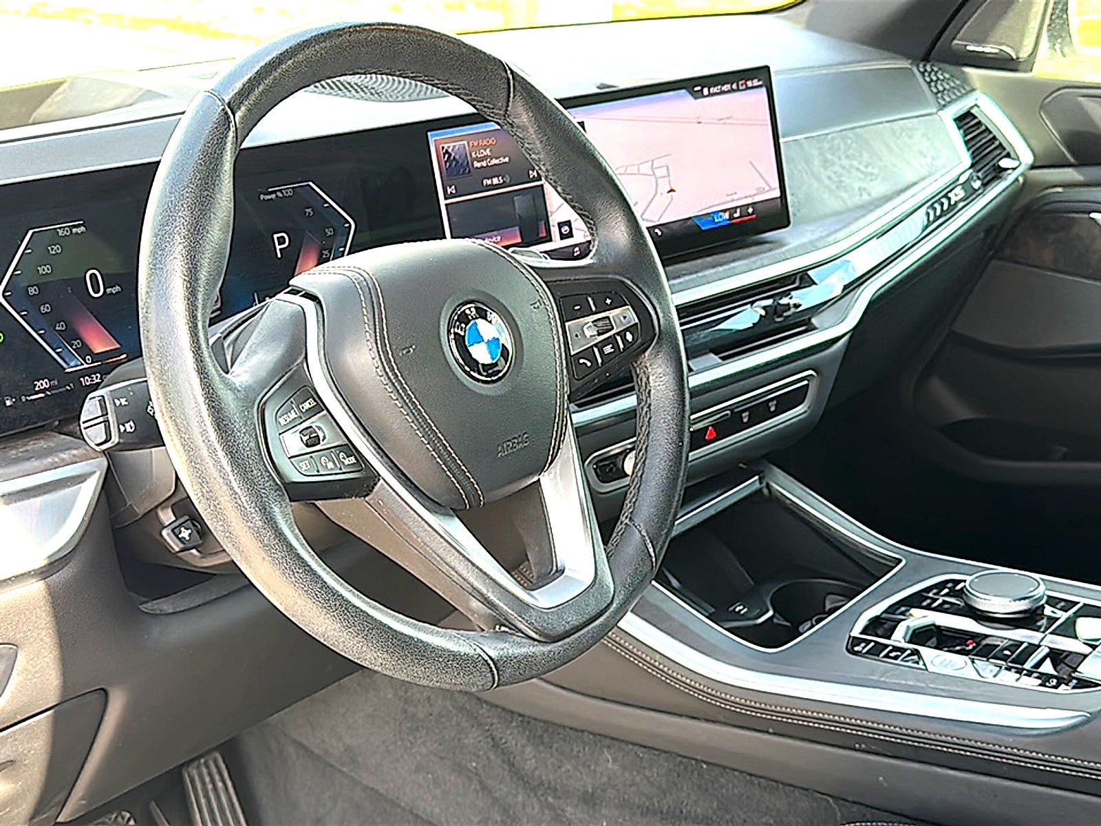 Used 2024 BMW X5 xDrive40i w/ Premium Package AWD/4WD image 12