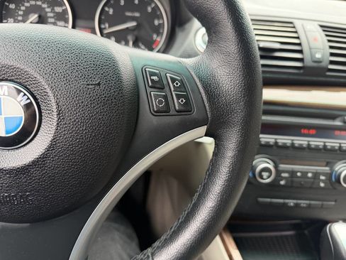 Used 2012 BMW 128i Convertible RWD image 26