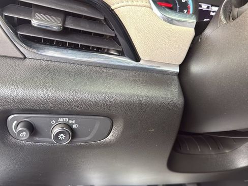 Used 2023 Chevrolet Traverse LS w/ Safety Package FWD image 17